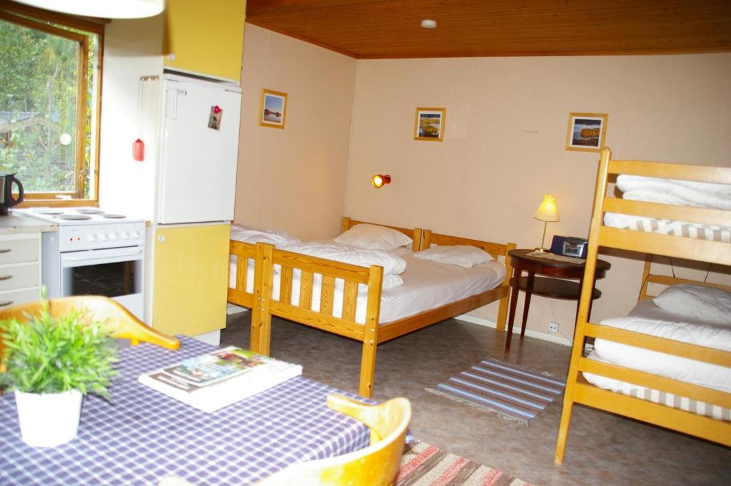 Camping 45 Hotel Överbyn Værelse billede
