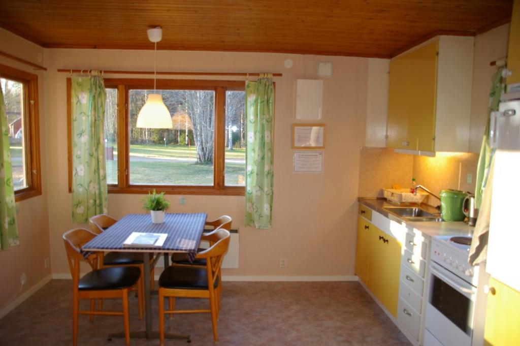 Camping 45 Hotel Överbyn Værelse billede