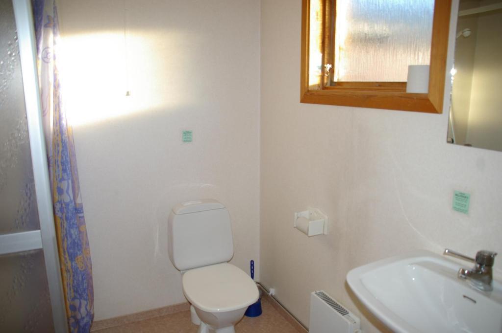 Camping 45 Hotel Överbyn Værelse billede